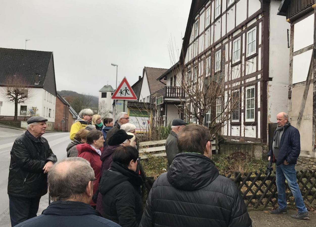 Hotel Hoxter Am Jakobsweg Buitenkant foto