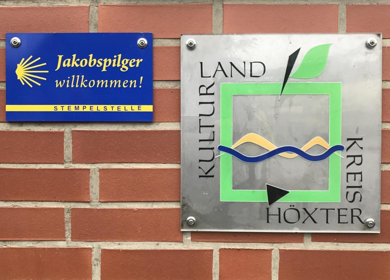 Hotel Hoxter Am Jakobsweg Buitenkant foto